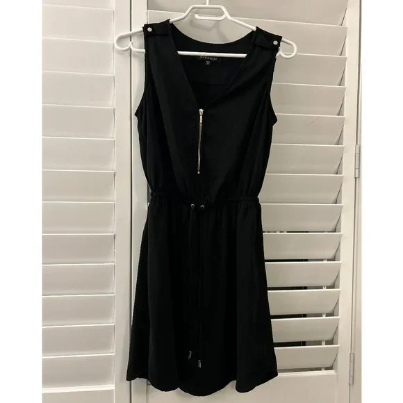 Dynamite Dress - Picture 1 of 1